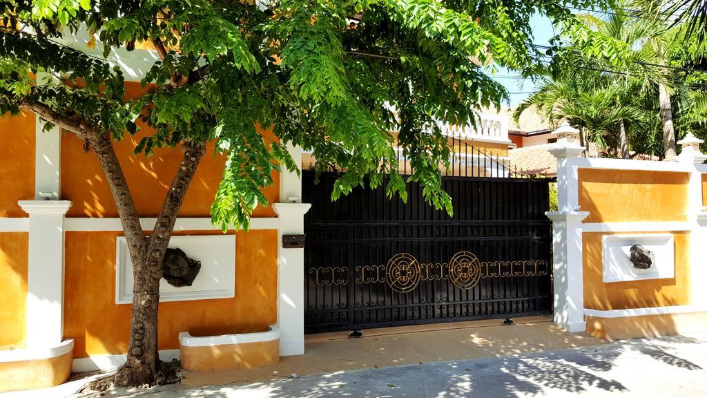 Hideland - The Luxury Tropical Villa Pattaya Exterior photo
