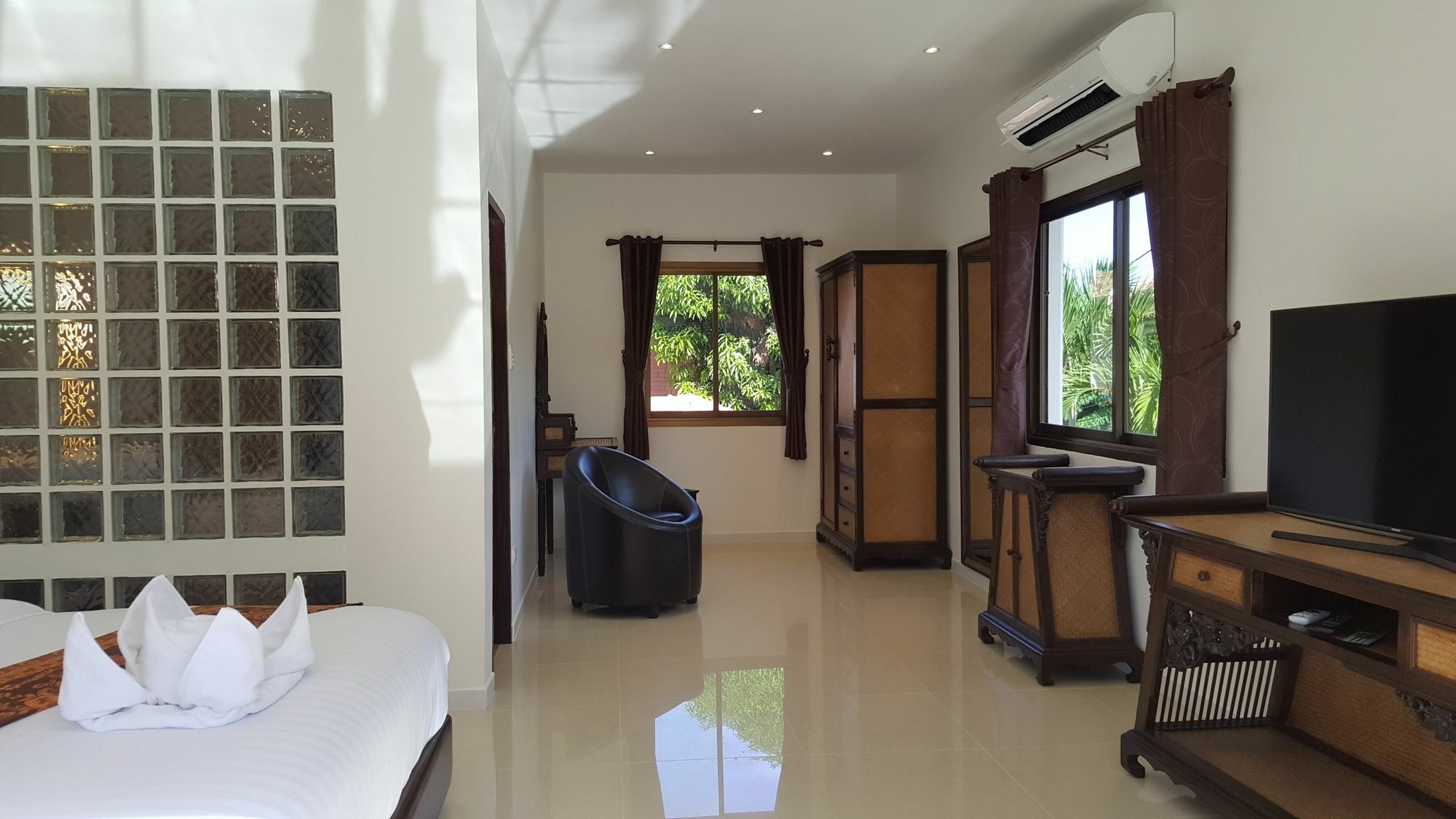 Hideland - The Luxury Tropical Villa Pattaya Exterior photo